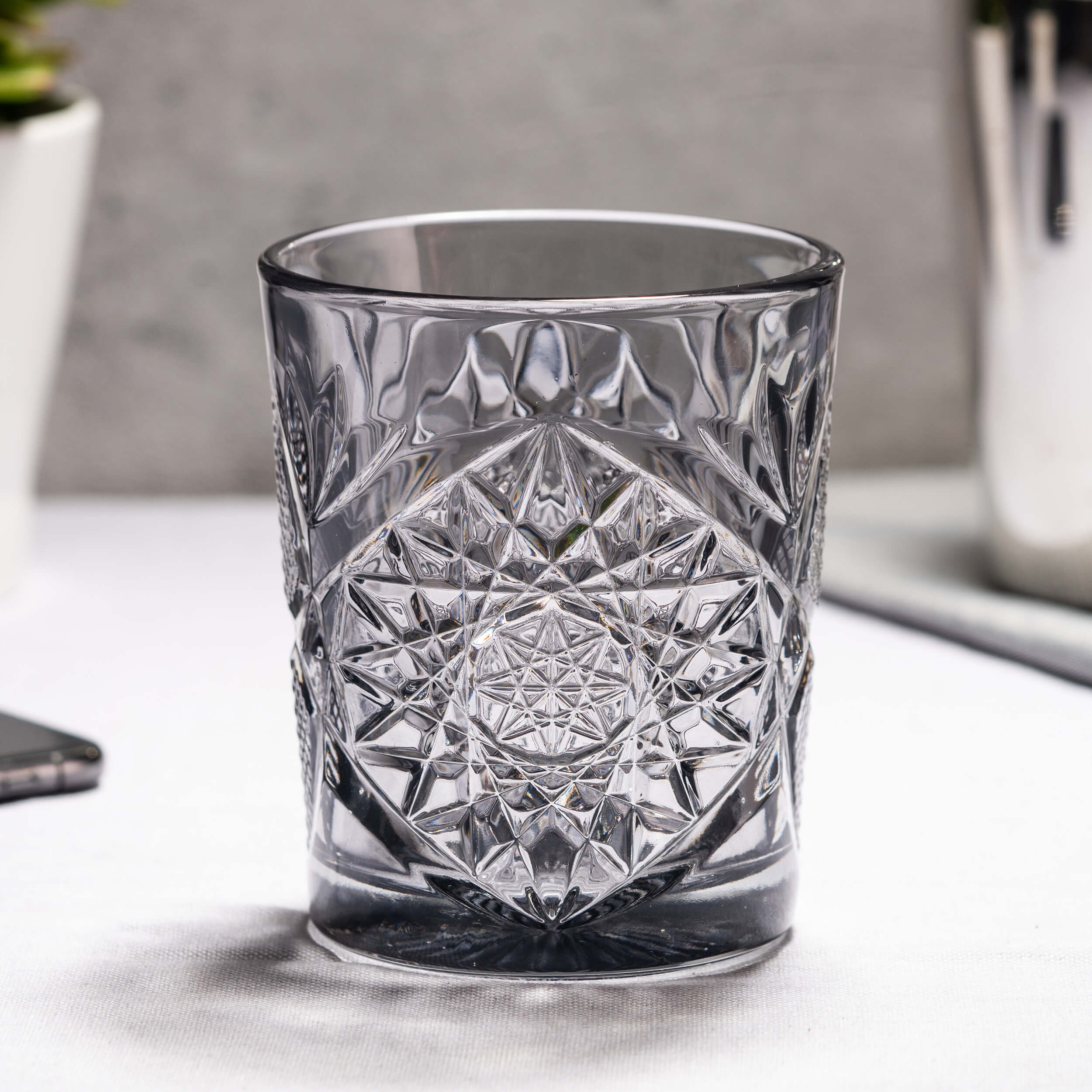 Verre D.O.F. Hobstar gris, Libbey - 355 ml (1 pièce) Verre D.O.F. Hobstar gris, Libbey - 355 ml (1 pièce)